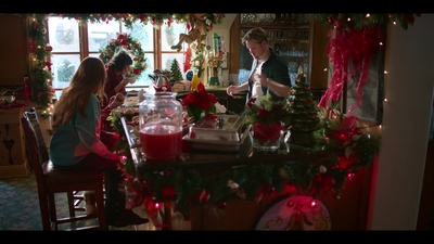 Click to view full size image
==============
Falling_For_Christmas_2022_1080p_LLP_004711.jpg Falling_For_Christmas_2022_1080p_LLP_004711.jpg