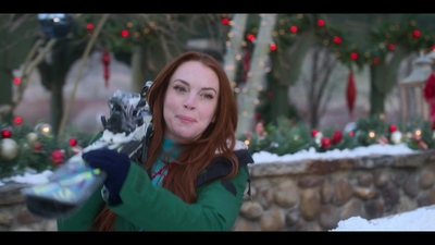 Click to view full size image
==============
Falling_For_Christmas_2022_1080p_LLP_005237.jpg Falling_For_Christmas_2022_1080p_LLP_005237.jpg