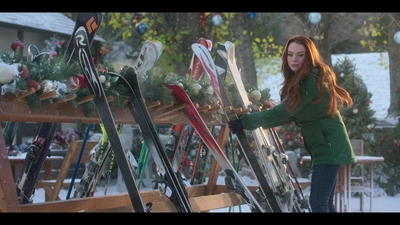 Click to view full size image
==============
Falling_For_Christmas_2022_1080p_LLP_005265.jpg Falling_For_Christmas_2022_1080p_LLP_005265.jpg
