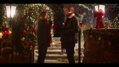 Click to view full size image
==============
Falling_For_Christmas_2022_1080p_LLP_006025.jpg Falling_For_Christmas_2022_1080p_LLP_006025.jpg
