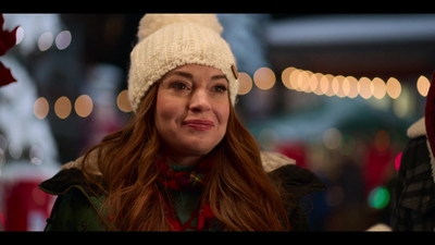 Click to view full size image
==============
Falling_For_Christmas_2022_1080p_LLP_006452.jpg Falling_For_Christmas_2022_1080p_LLP_006452.jpg