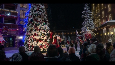 Falling_For_Christmas_2022_1080p_LLP_006566.jpg