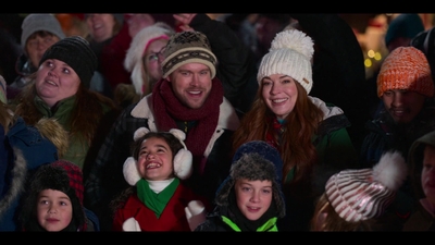 Falling_For_Christmas_2022_1080p_LLP_006662.jpg