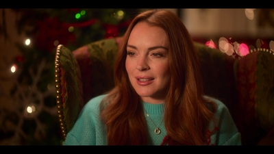 Falling_For_Christmas_2022_1080p_LLP_006831.jpg