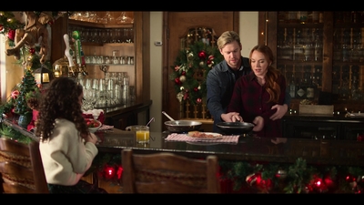 Click to view full size image
==============
Falling_For_Christmas_2022_1080p_LLP_007019.jpg Falling_For_Christmas_2022_1080p_LLP_007019.jpg