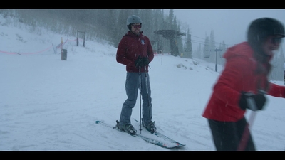 Falling_For_Christmas_2022_1080p_LLP_007190.jpg