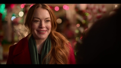 Falling_For_Christmas_2022_1080p_LLP_007949.jpg