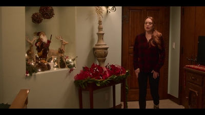 Click to view full size image
==============
Falling_For_Christmas_2022_1080p_LLP_008142.jpg Falling_For_Christmas_2022_1080p_LLP_008142.jpg