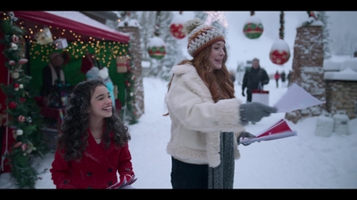 Click to view full size image
==============
Falling_For_Christmas_2022_1080p_LLP_008943.jpg Falling_For_Christmas_2022_1080p_LLP_008943.jpg
