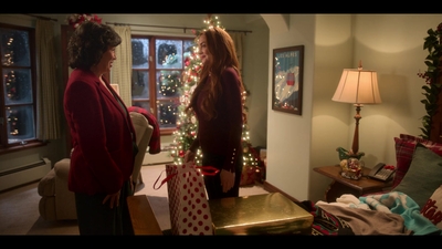 Click to view full size image
==============
Falling_For_Christmas_2022_1080p_LLP_009484.jpg Falling_For_Christmas_2022_1080p_LLP_009484.jpg