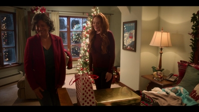Click to view full size image
==============
Falling_For_Christmas_2022_1080p_LLP_009488.jpg Falling_For_Christmas_2022_1080p_LLP_009488.jpg