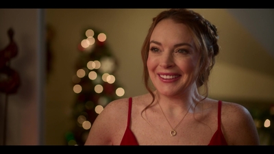Falling_For_Christmas_2022_1080p_LLP_009751.jpg