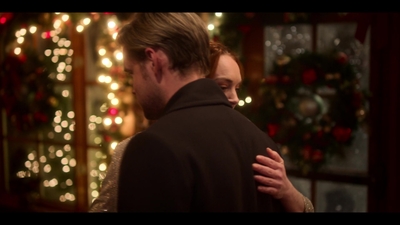 Click to view full size image
==============
Falling_For_Christmas_2022_1080p_LLP_009898.jpg Falling_For_Christmas_2022_1080p_LLP_009898.jpg