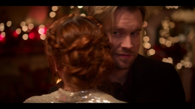 Click to view full size image
==============
Falling_For_Christmas_2022_1080p_LLP_009920.jpg Falling_For_Christmas_2022_1080p_LLP_009920.jpg