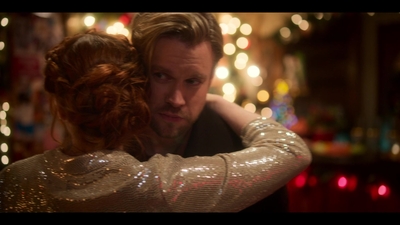 Click to view full size image
==============
Falling_For_Christmas_2022_1080p_LLP_009958.jpg Falling_For_Christmas_2022_1080p_LLP_009958.jpg