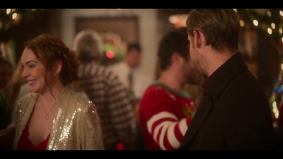 Falling_For_Christmas_2022_1080p_LLP_010068.jpg