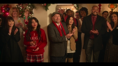 Click to view full size image
==============
Falling_For_Christmas_2022_1080p_LLP_010610.jpg Falling_For_Christmas_2022_1080p_LLP_010610.jpg