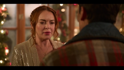 Falling_For_Christmas_2022_1080p_LLP_010668.jpg