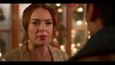 Falling_For_Christmas_2022_1080p_LLP_010681.jpg