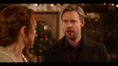 Click to view full size image
==============
Falling_For_Christmas_2022_1080p_LLP_010755.jpg Falling_For_Christmas_2022_1080p_LLP_010755.jpg