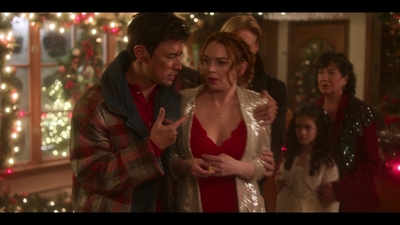 Click to view full size image
==============
Falling_For_Christmas_2022_1080p_LLP_010858.jpg Falling_For_Christmas_2022_1080p_LLP_010858.jpg