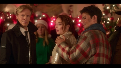 Click to view full size image
==============
Falling_For_Christmas_2022_1080p_LLP_010873.jpg Falling_For_Christmas_2022_1080p_LLP_010873.jpg