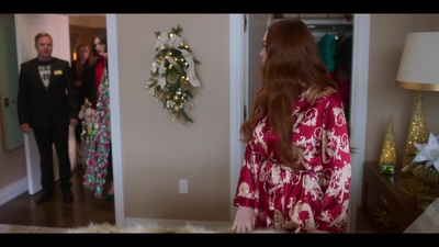 Click to view full size image
==============
Falling_For_Christmas_2022_1080p_LLP_011224.jpg Falling_For_Christmas_2022_1080p_LLP_011224.jpg