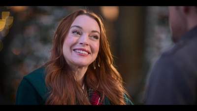 Click to view full size image
==============
Falling_For_Christmas_2022_1080p_LLP_012687.jpg Falling_For_Christmas_2022_1080p_LLP_012687.jpg