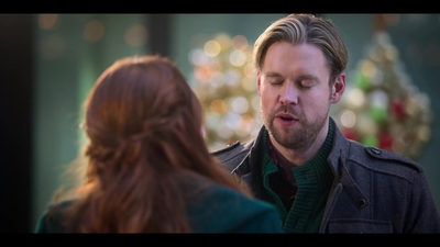 Click to view full size image
==============
Falling_For_Christmas_2022_1080p_LLP_012703.jpg Falling_For_Christmas_2022_1080p_LLP_012703.jpg