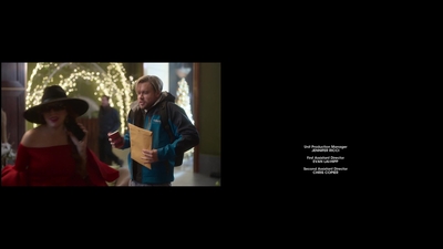 Click to view full size image
==============
Falling_For_Christmas_2022_1080p_LLP_012940.jpg Falling_For_Christmas_2022_1080p_LLP_012940.jpg