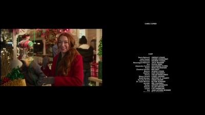 Falling_For_Christmas_2022_1080p_LLP_012966.jpg