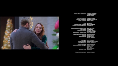 Click to view full size image
==============
Falling_For_Christmas_2022_1080p_LLP_013070.jpg Falling_For_Christmas_2022_1080p_LLP_013070.jpg