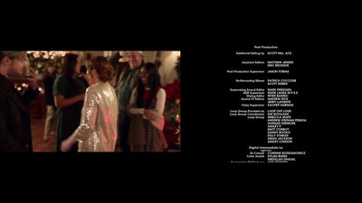 Falling_For_Christmas_2022_1080p_LLP_013201.jpg