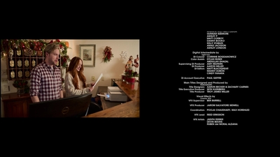 Falling_For_Christmas_2022_1080p_LLP_013222.jpg