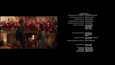 Click to view full size image
==============
Falling_For_Christmas_2022_1080p_LLP_013266.jpg Falling_For_Christmas_2022_1080p_LLP_013266.jpg