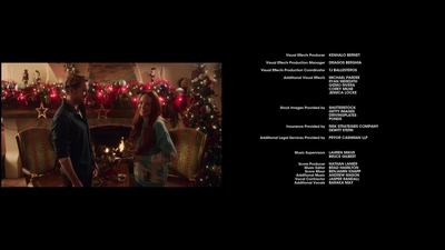 Click to view full size image
==============
Falling_For_Christmas_2022_1080p_LLP_013270.jpg Falling_For_Christmas_2022_1080p_LLP_013270.jpg