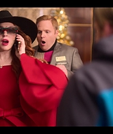 Falling_For_Christmas_2022_1080p_LLP_001102.jpg