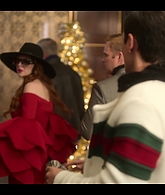 Falling_For_Christmas_2022_1080p_LLP_001197.jpg