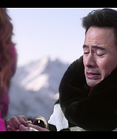 Falling_For_Christmas_2022_1080p_LLP_002571.jpg
