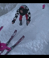 Falling_For_Christmas_2022_1080p_LLP_002826.jpg