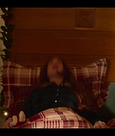 Falling_For_Christmas_2022_1080p_LLP_004165.jpg