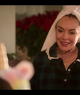 Falling_For_Christmas_2022_1080p_LLP_004269.jpg