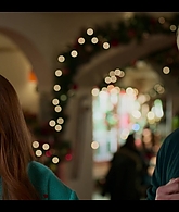 Falling_For_Christmas_2022_1080p_LLP_005098.jpg