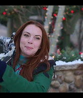 Falling_For_Christmas_2022_1080p_LLP_005237.jpg