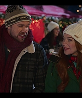 Falling_For_Christmas_2022_1080p_LLP_006139.jpg