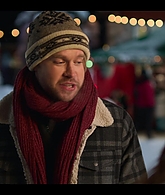Falling_For_Christmas_2022_1080p_LLP_006232.jpg