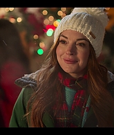 Falling_For_Christmas_2022_1080p_LLP_006260.jpg