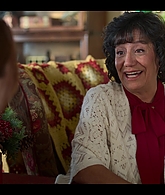 Falling_For_Christmas_2022_1080p_LLP_007450.jpg