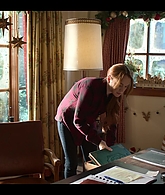 Falling_For_Christmas_2022_1080p_LLP_007558.jpg