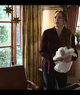 Falling_For_Christmas_2022_1080p_LLP_007622.jpg